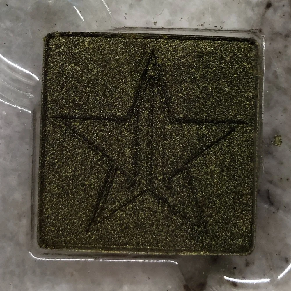 JEFFREE STAR COSMETICS TAX FREE EYESHADOW